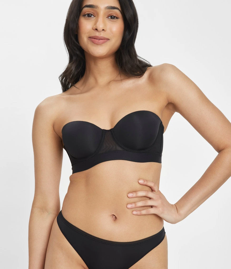 The Smooth Strapless: Jet Black 3 The Smooth Strapless: Jet Black