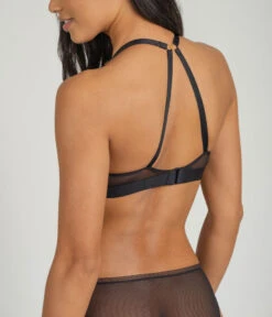 The Deep V No-Wire Push-Up: Jet Black -Livery Store 3 on model back deep v nwpu jet black