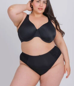 The Minimizer Bra Bundle: Jet Black/Toasted Almond -Livery Store 3 on model front minimizer bra bundle jet black