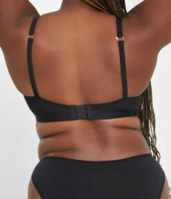 The All-Day T-Shirt Bra: Jet Black -Livery Store 5 on model back all day t shirt bra jet black