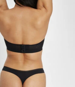 The Lace Strapless: Jet Black -Livery Store 5 on model back lace strapless jet black